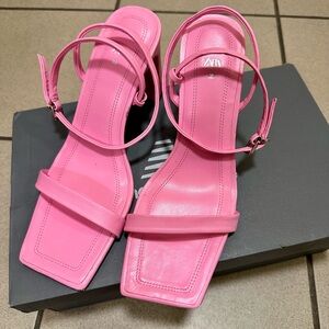 Zara Hot Pink Strappy Heels Square Toe Sandals Size 7.5 US /38 EU Statement Shoe